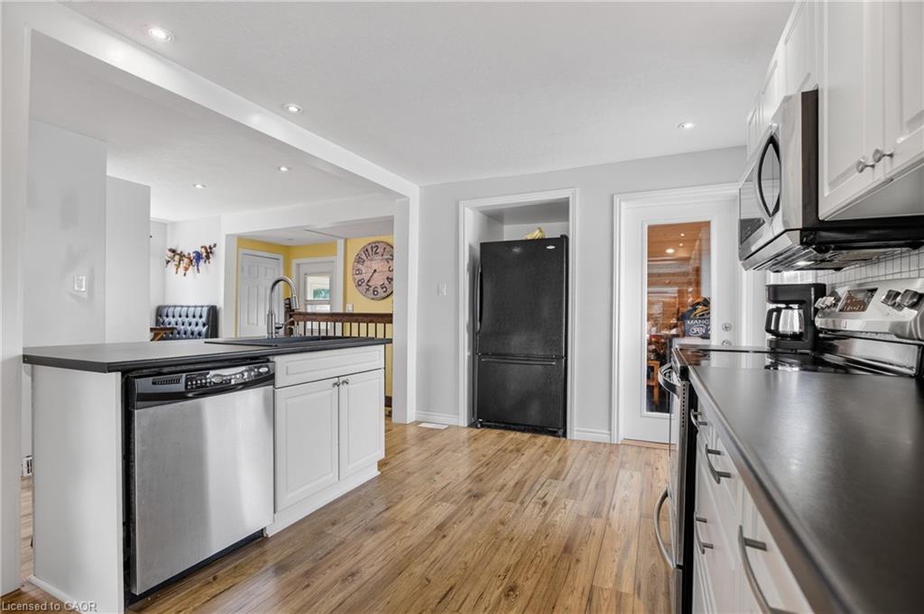 64 Norfolk Avenue Property Photo 14