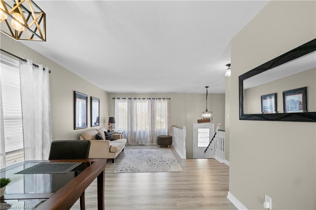 63 Donegal Drive Property Photo 6