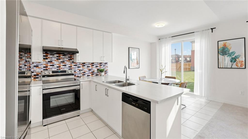 12 Edminston Drive Property Photo 10