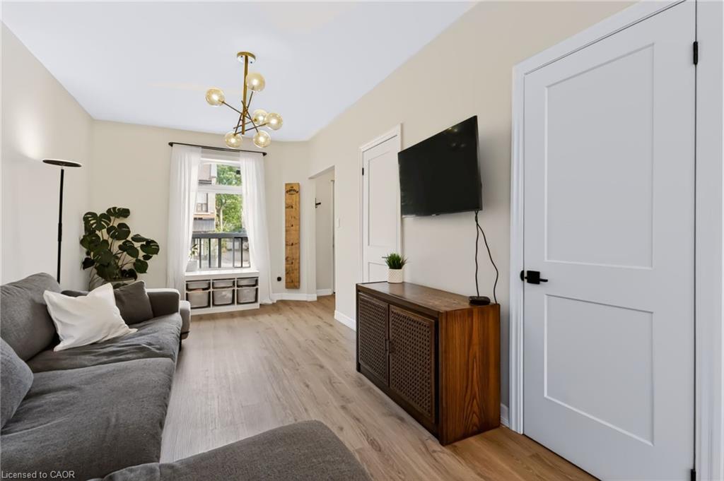 34 Baillie Street Property Photo 4