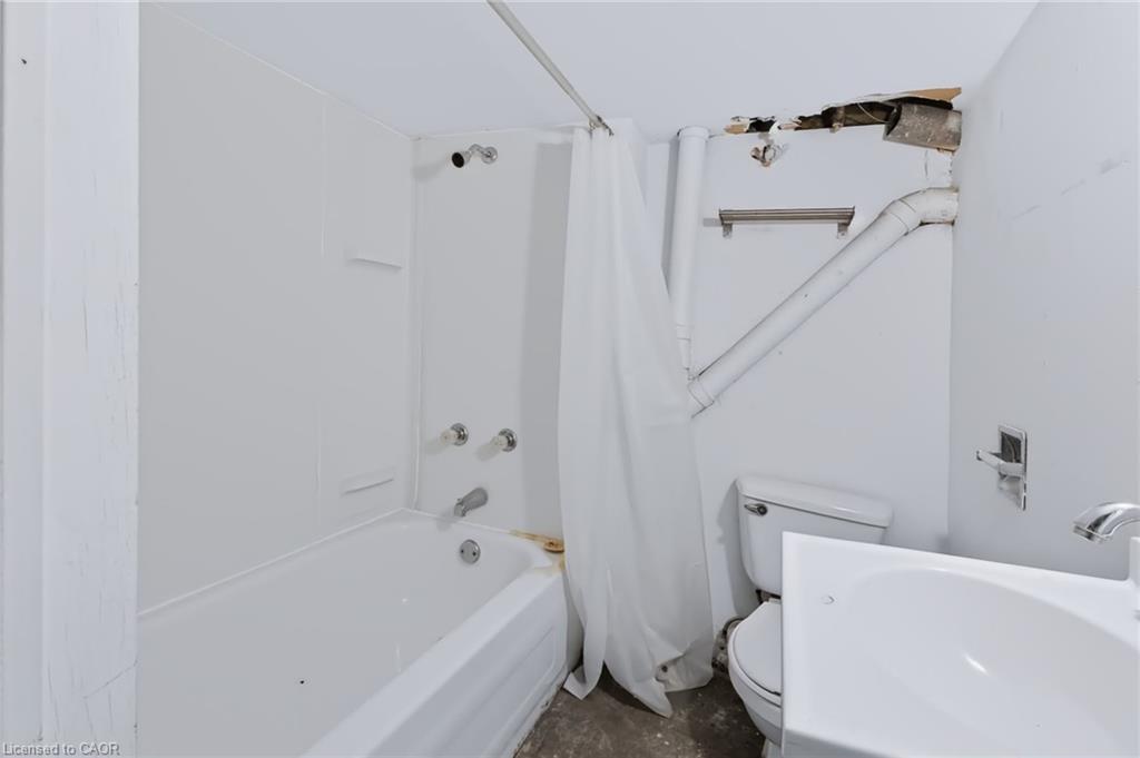 34 Baillie Street Property Photo 31