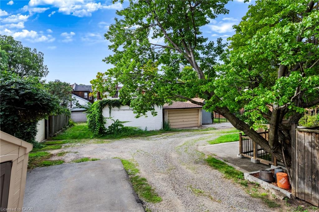 34 Baillie Street Property Photo 36