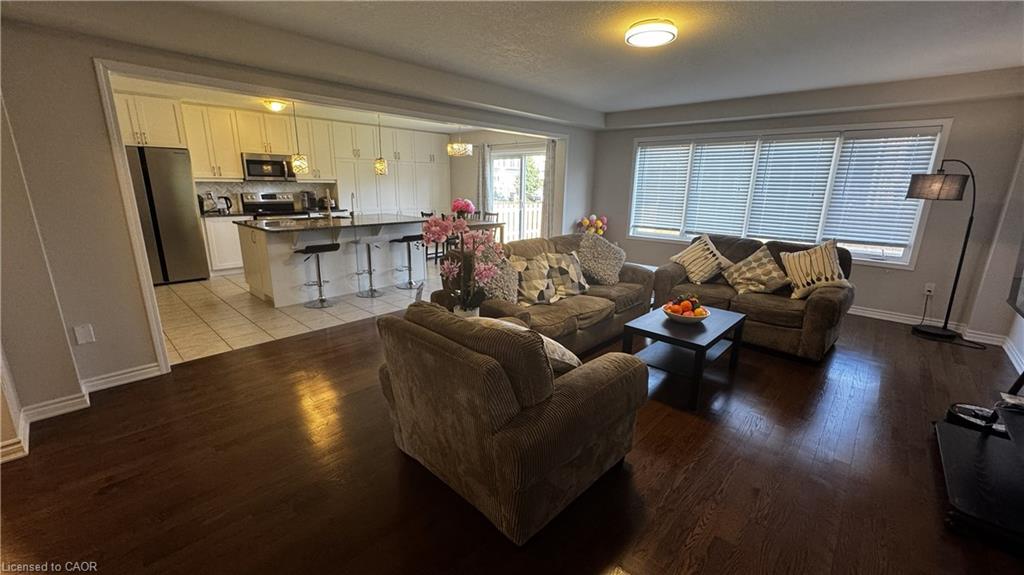 67 Pointer Street Property Photo 6