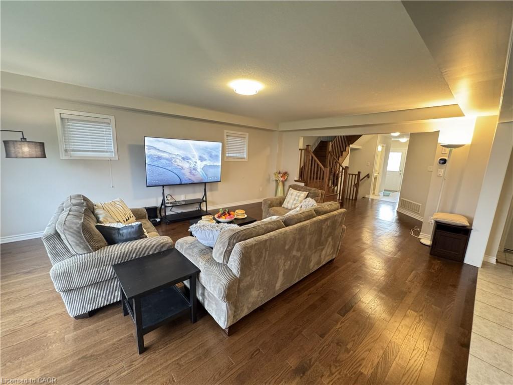 67 Pointer Street Property Photo 11
