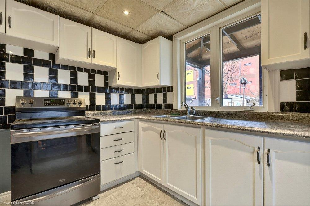 23 Frederick Avenue Property Photo 14