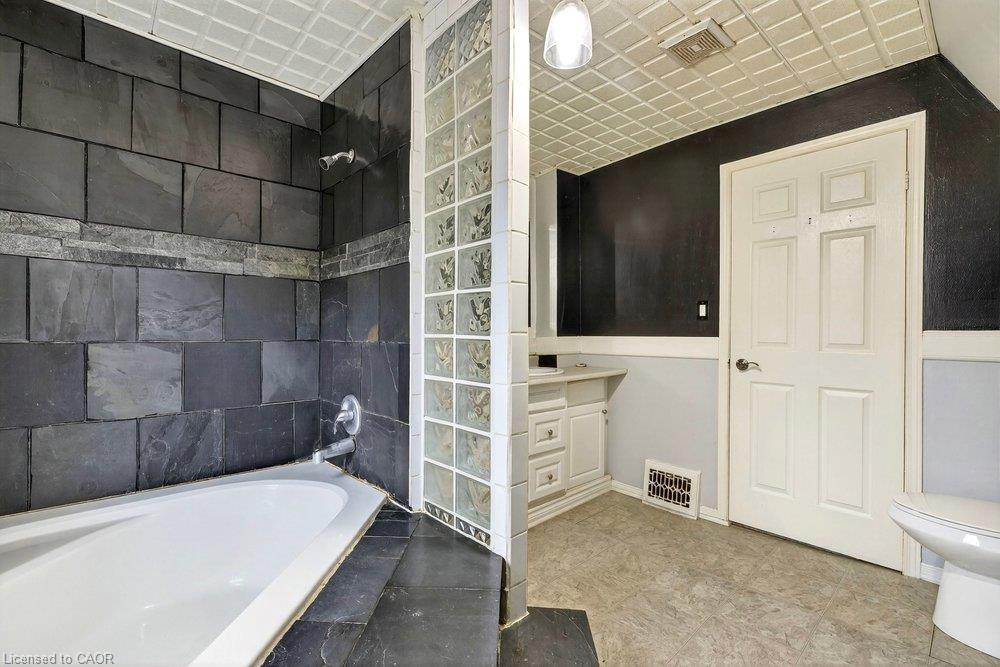 23 Frederick Avenue Property Photo 22
