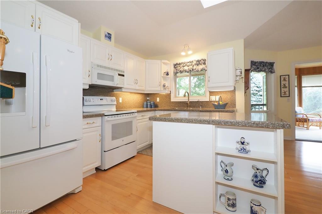 137 Foxboro Drive Property Photo 15