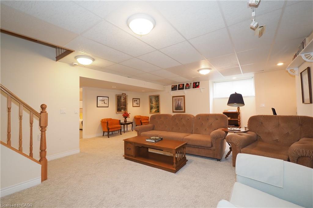 137 Foxboro Drive Property Photo 30
