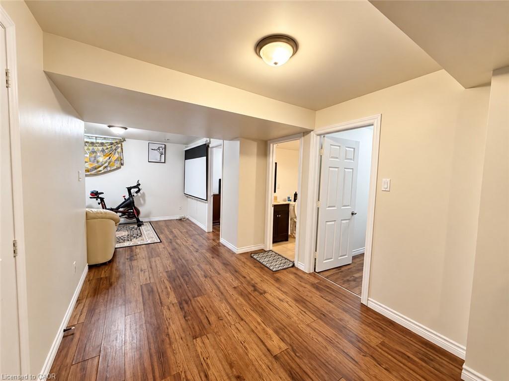 649 Winterberry Avenue Property Photo 23
