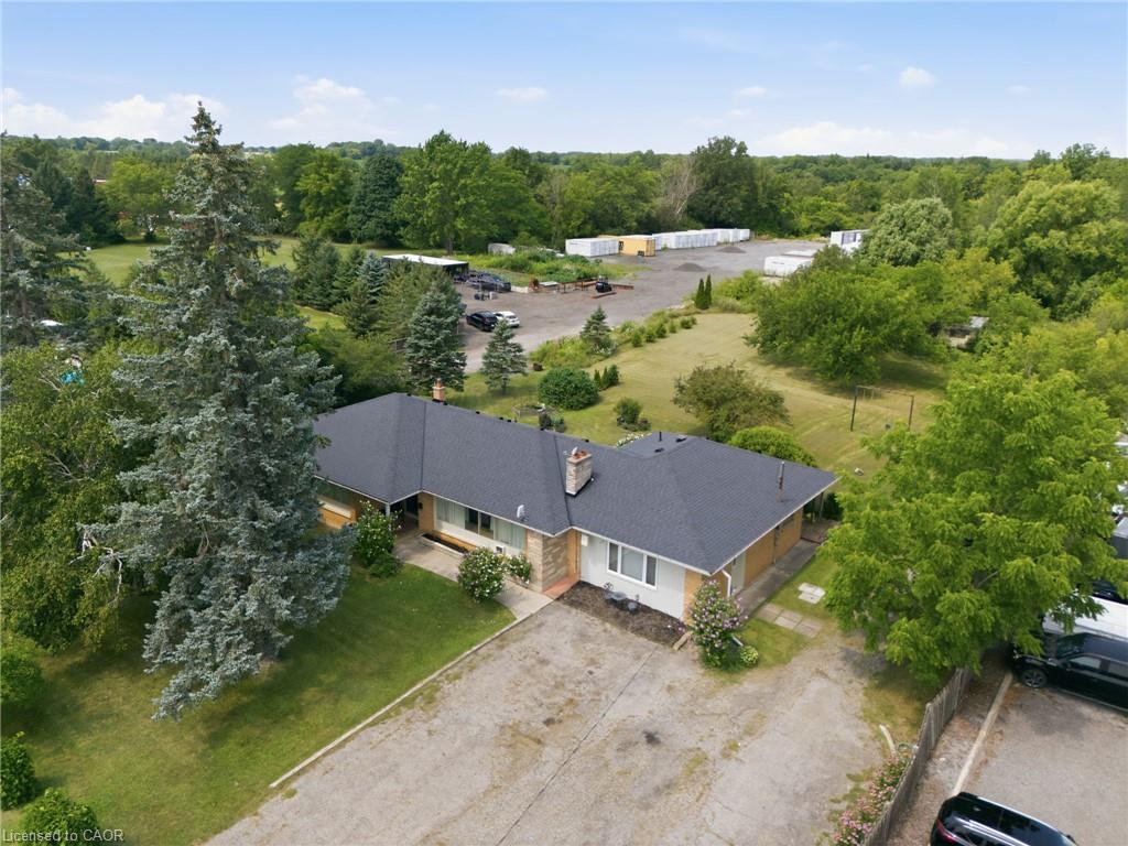 1432 Colborne Street E Property Photo 3