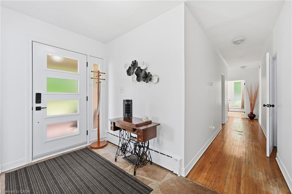1432 Colborne Street E Property Photo 13