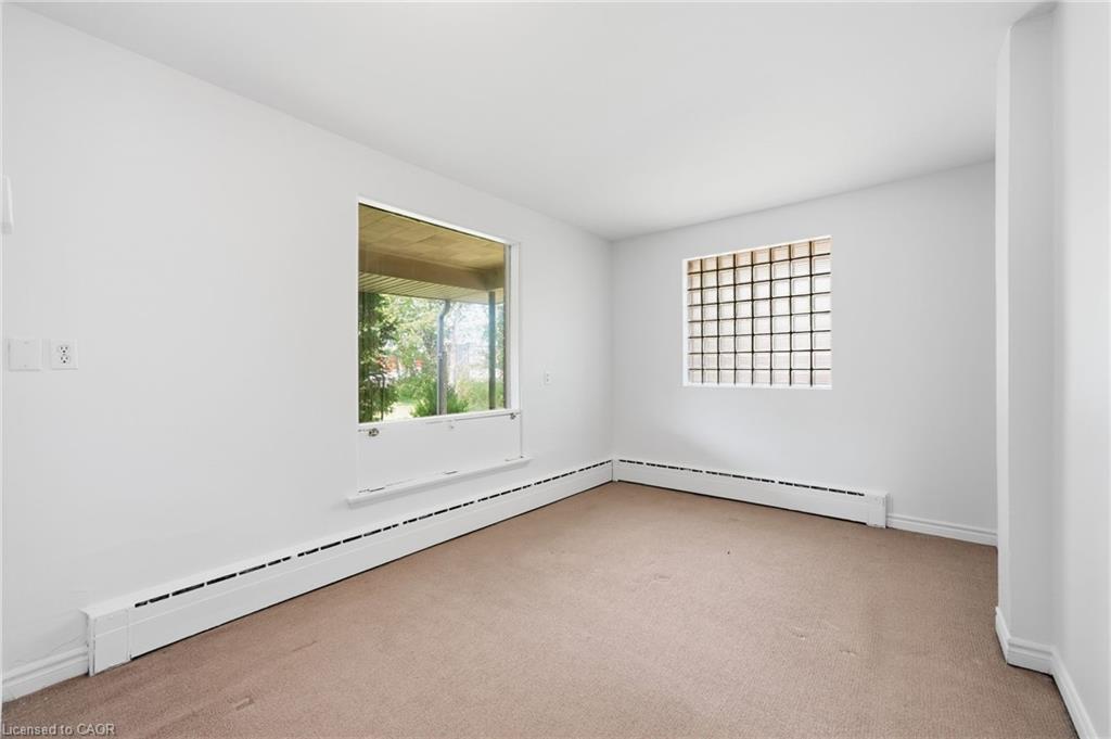 1432 Colborne Street E Property Photo 27