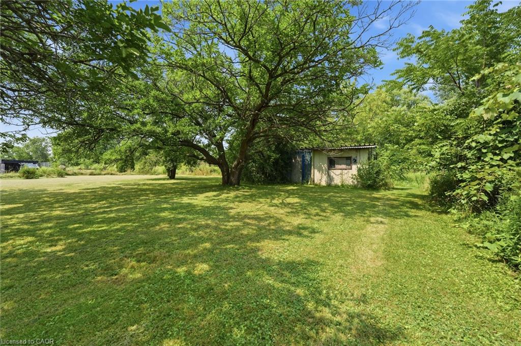 1432 Colborne Street E Property Photo 35
