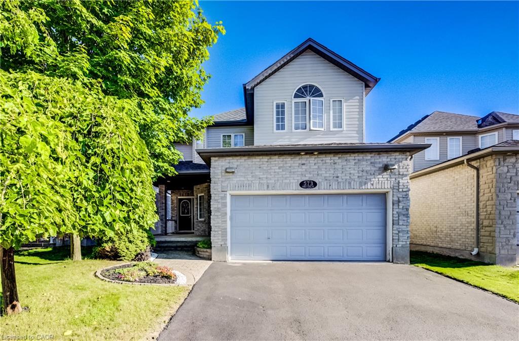 573 Robert Ferrie Drive Property Photo 3