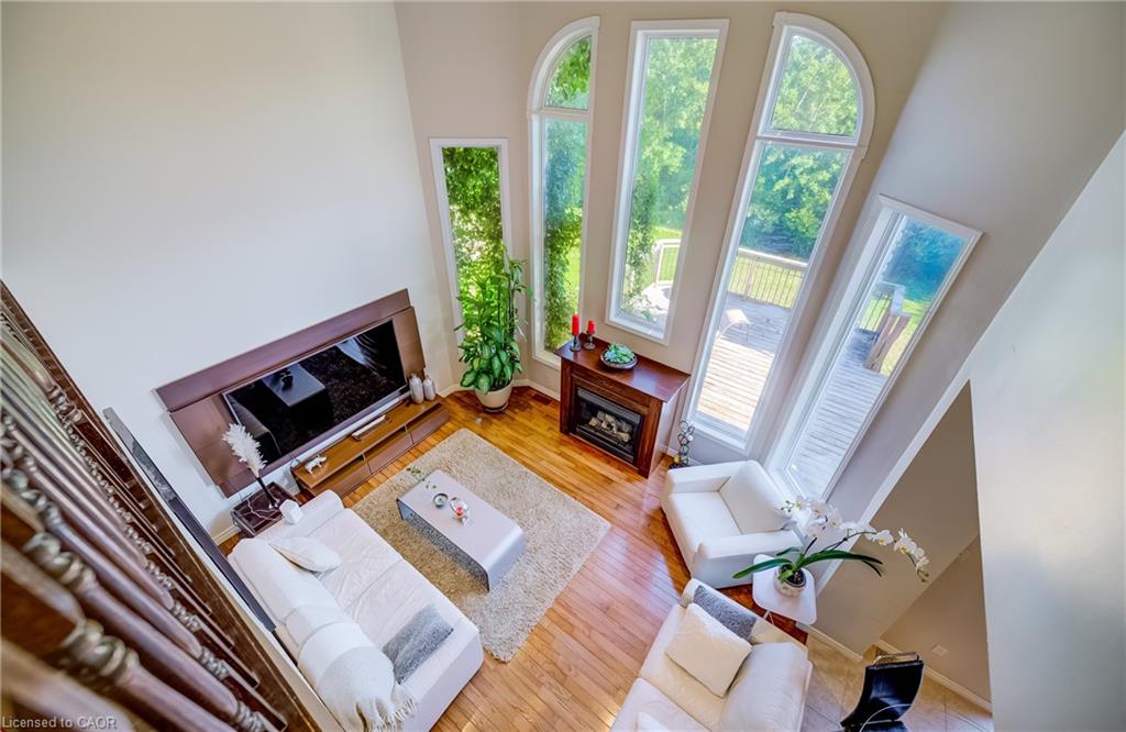 573 Robert Ferrie Drive Property Photo 10