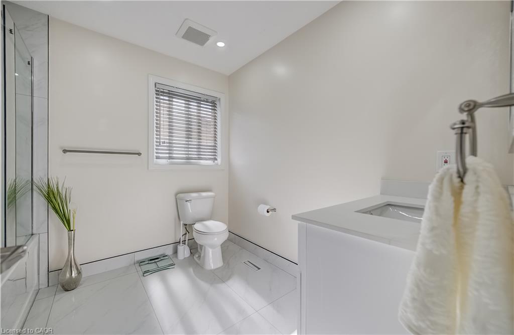573 Robert Ferrie Drive Property Photo 28