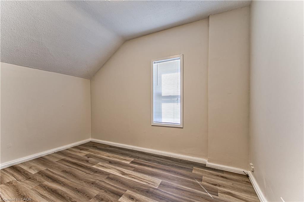 217 Lancaster Street E Property Photo 22