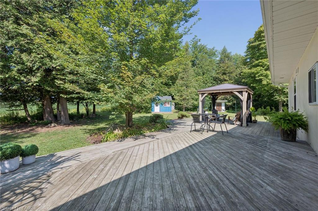 5578 11th Line Property Photo 21