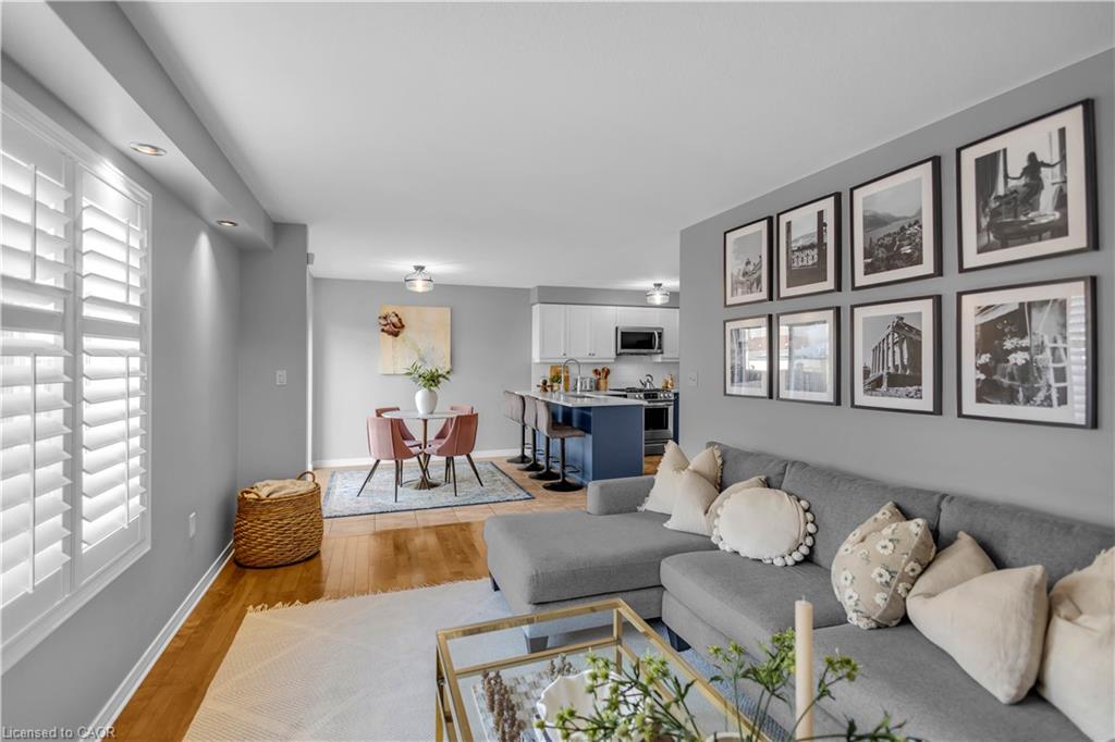 32 Tossell Avenue Property Photo 7