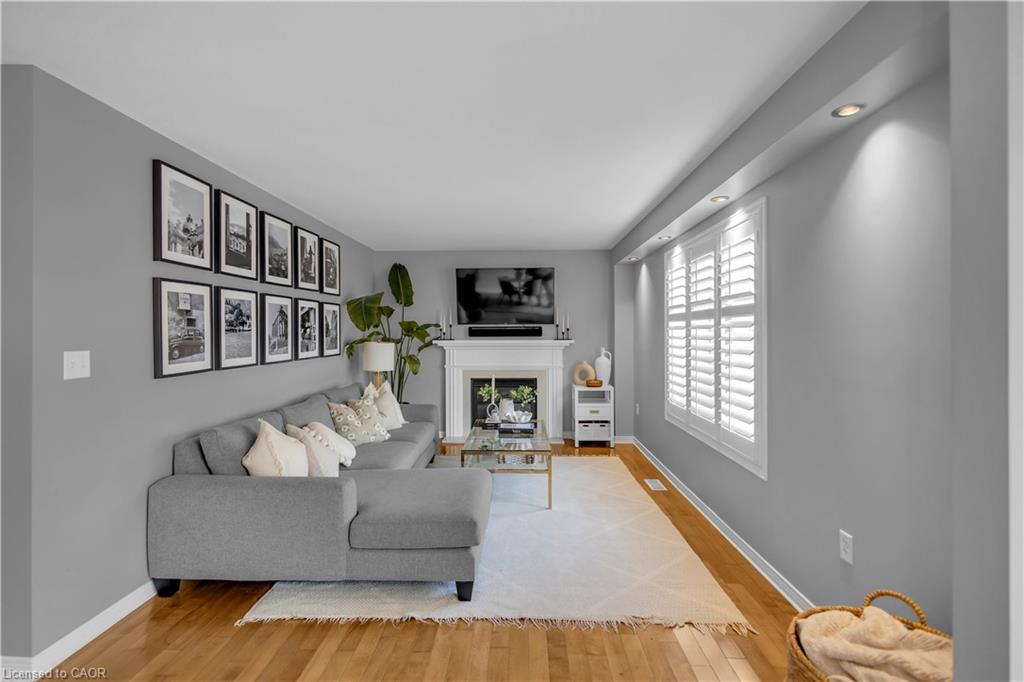32 Tossell Avenue Property Photo 11