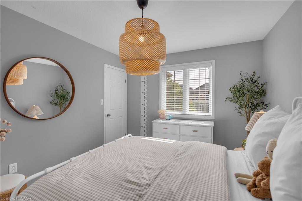32 Tossell Avenue Property Photo 18