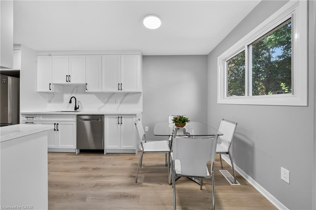 4353 Sawmill Valley Drive Property Photo 10
