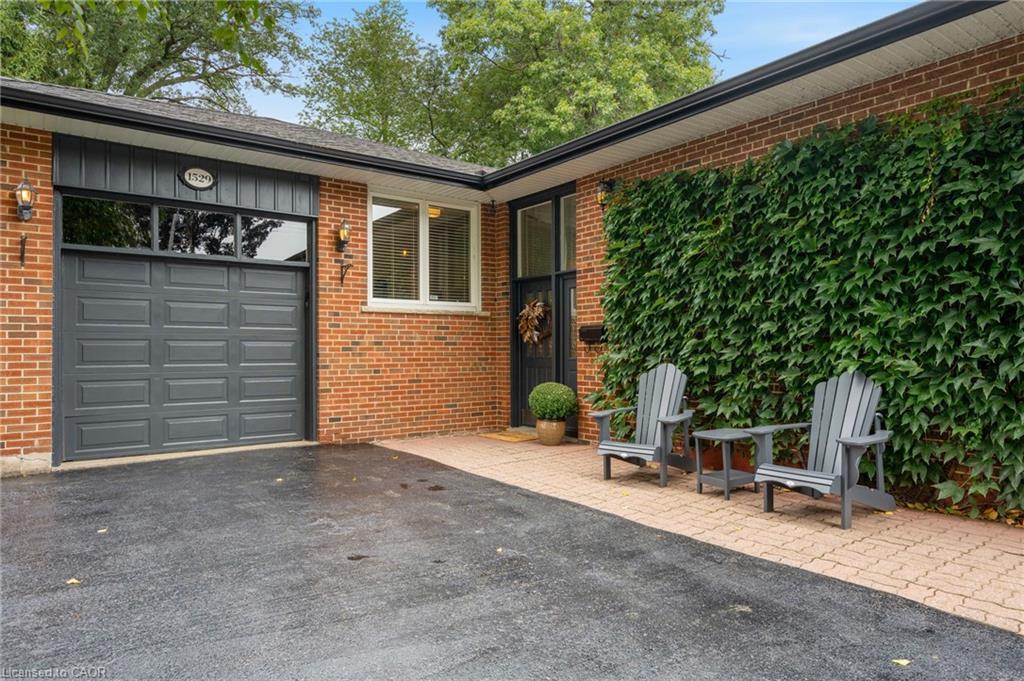 1529 Wembury Road Property Photo 4