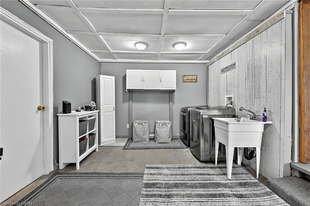 2447 Ridge Road W Property Photo 18