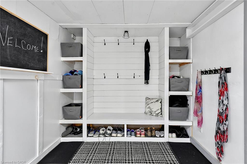 2447 Ridge Road W Property Photo 20