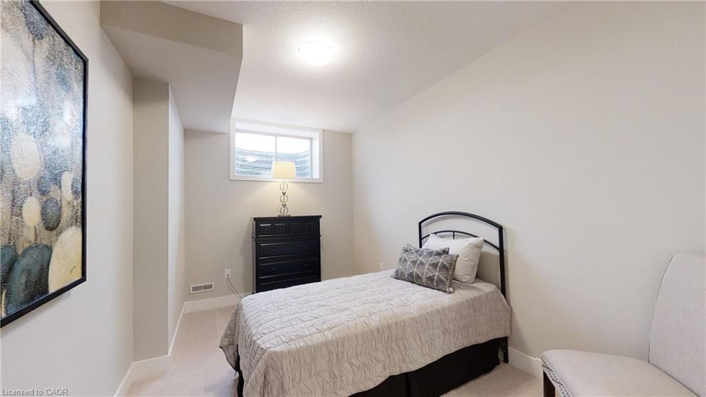 668 Chelton Road Property Photo 21