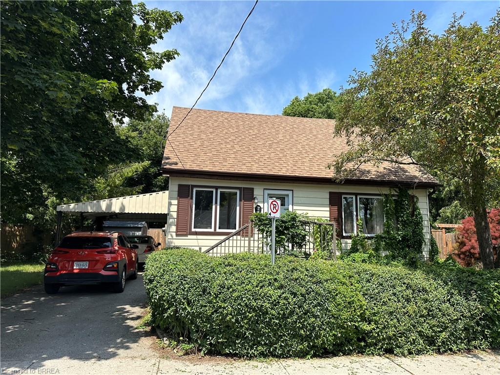 8 Sterling Street Property Photo 1