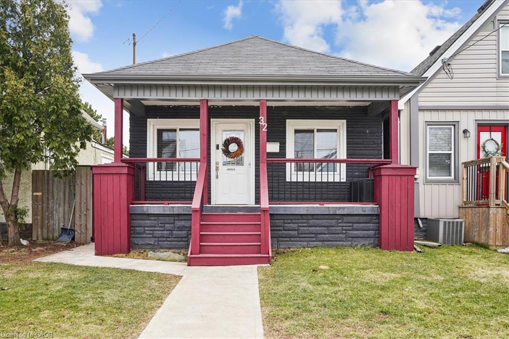 32 Allan Avenue Property Photo 2