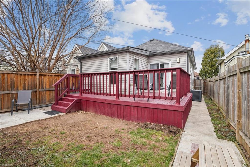 32 Allan Avenue Property Photo 30