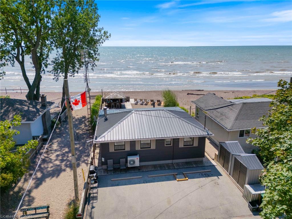 7 Woodstock Avenue Property Photo 3