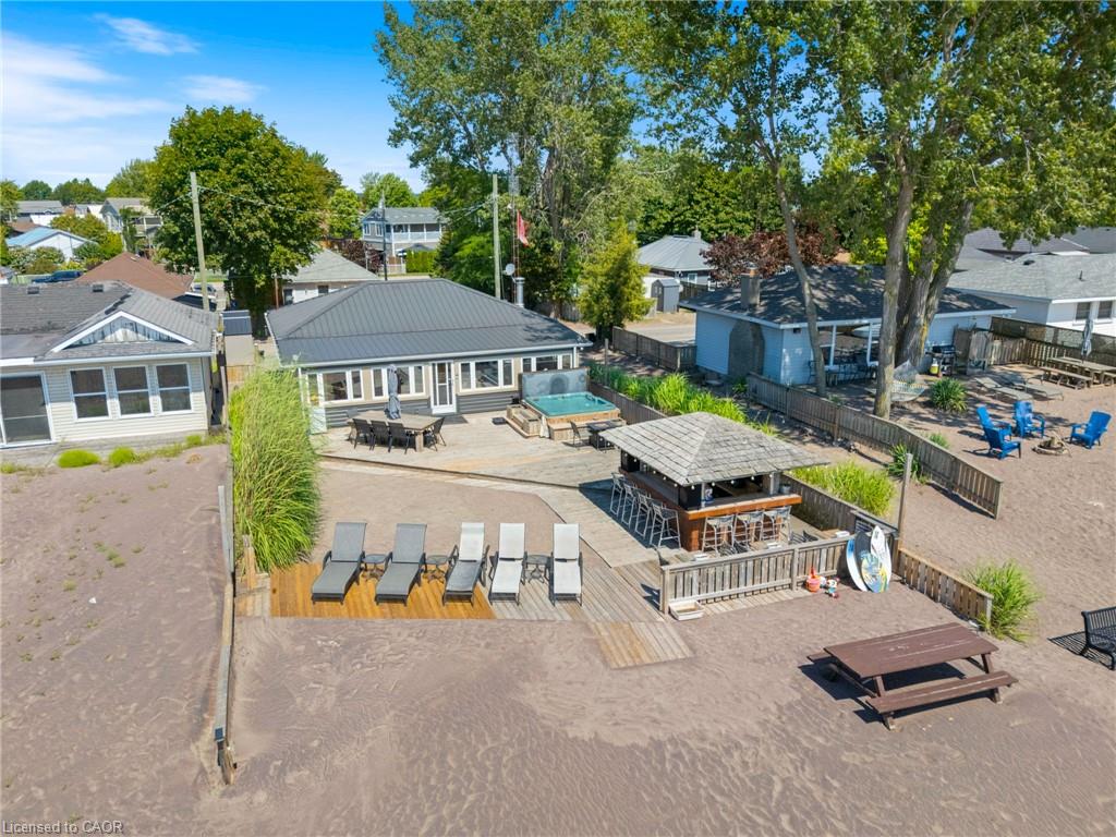 7 Woodstock Avenue Property Photo 6
