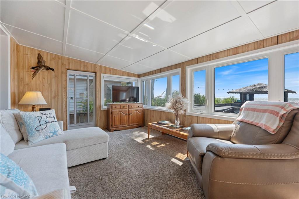 7 Woodstock Avenue Property Photo 14
