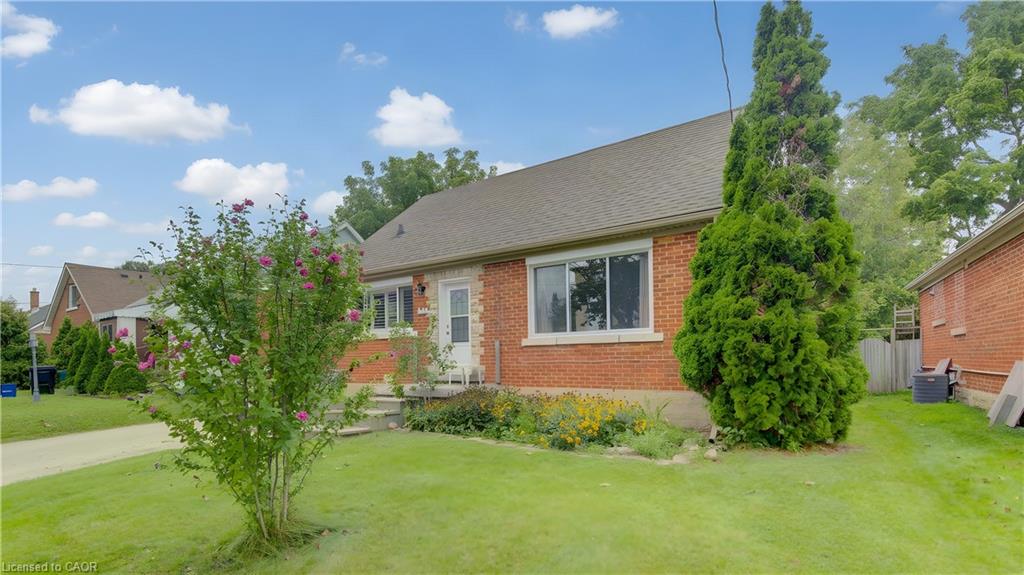 104 Mausser Avenue Property Photo 2