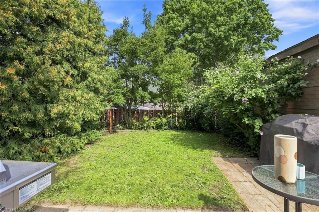 406 Duke Street W Property Photo 29