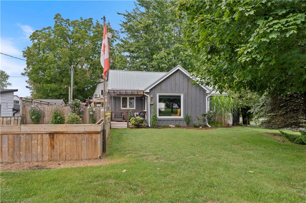 14 Howey Avenue Property Photo 2