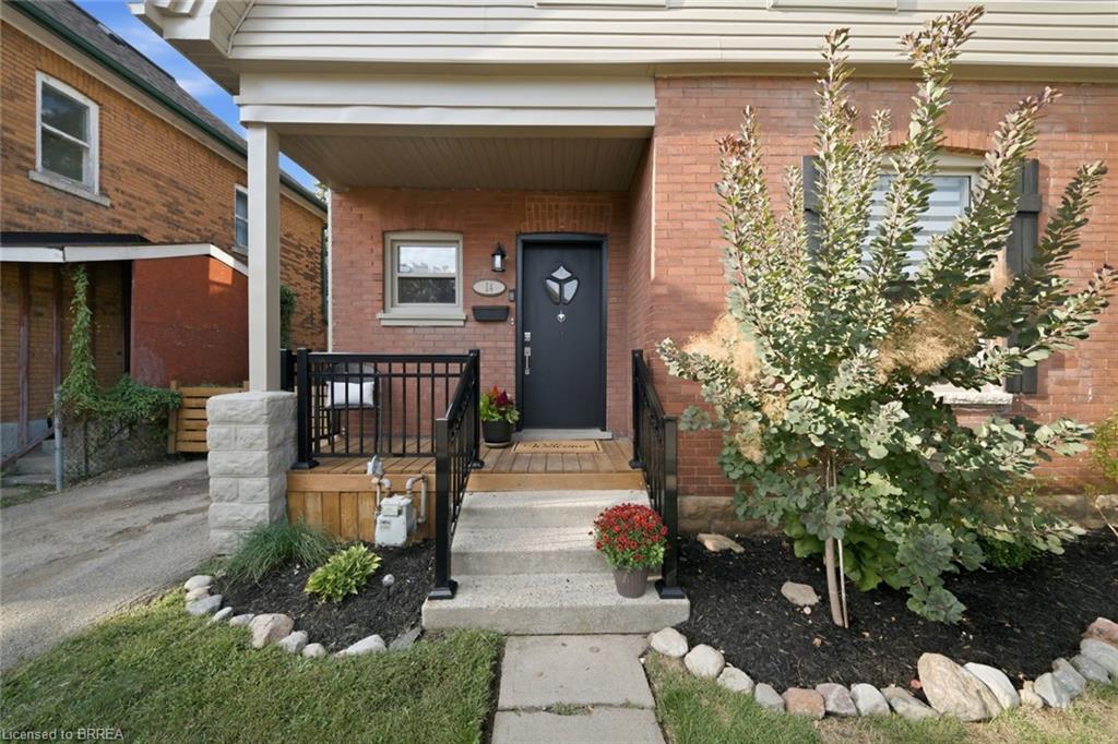 14 Allenby Avenue Property Photo 5