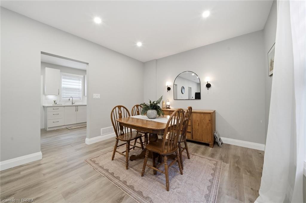14 Allenby Avenue Property Photo 8