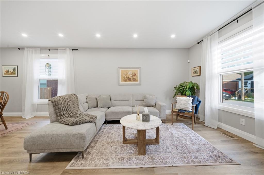 14 Allenby Avenue Property Photo 11