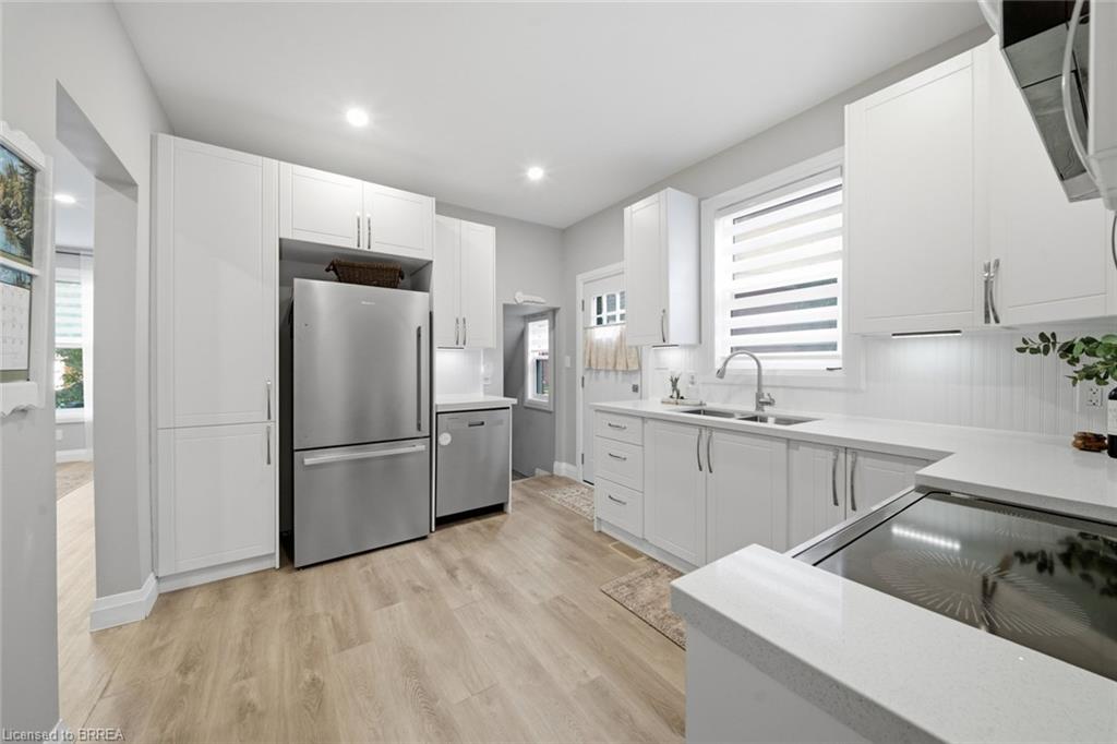 14 Allenby Avenue Property Photo 15
