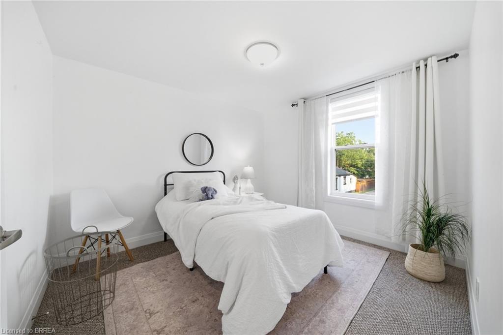 14 Allenby Avenue Property Photo 22