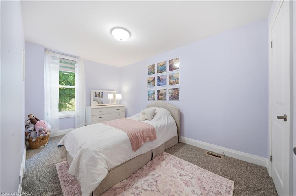 14 Allenby Avenue Property Photo 23