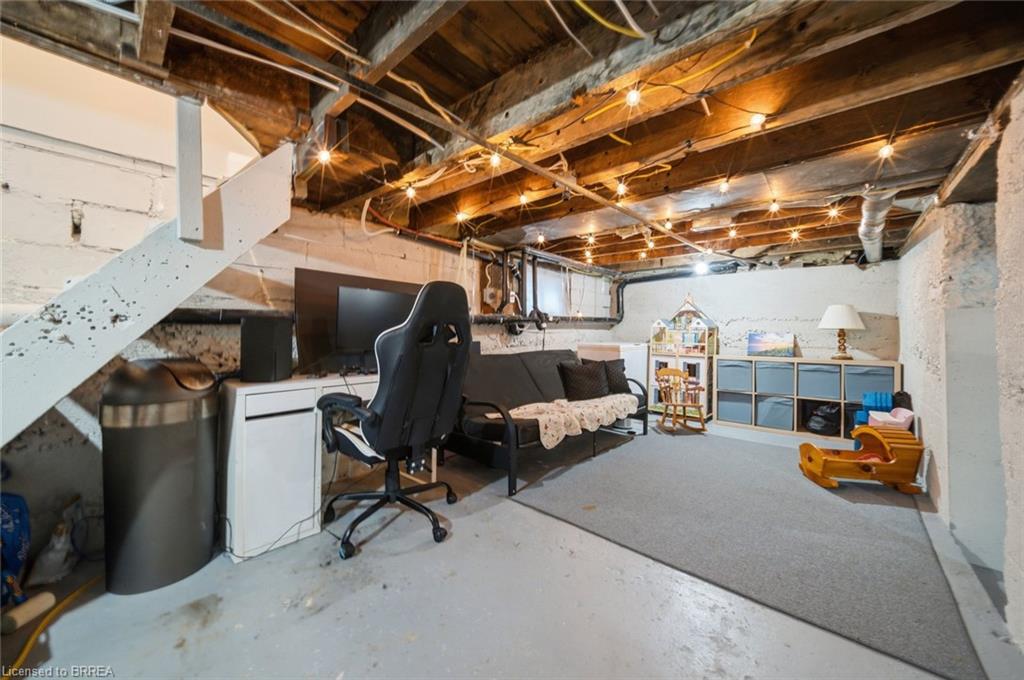 14 Allenby Avenue Property Photo 26