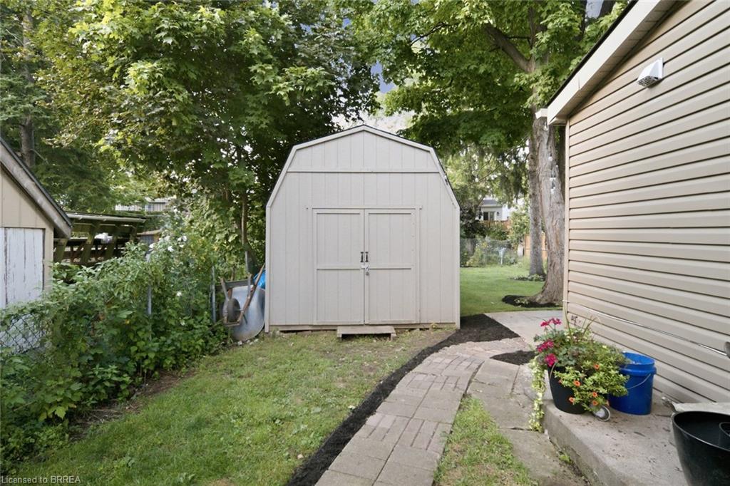 14 Allenby Avenue Property Photo 40