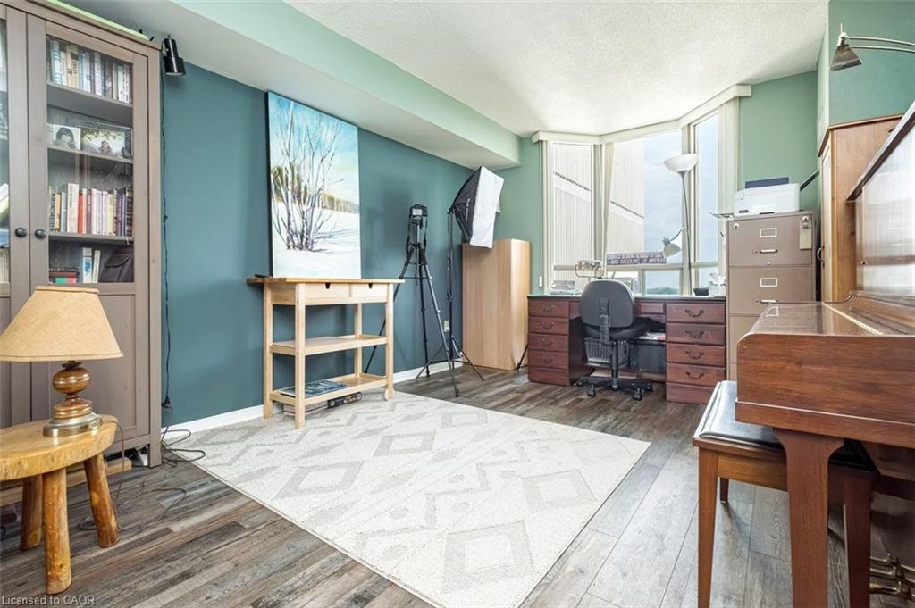 1002-5080 Pinedale Avenue Property Photo 15