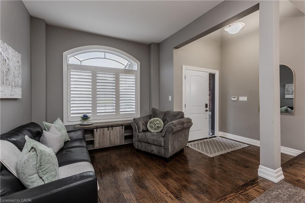 24 Newcastle Court Property Photo 5