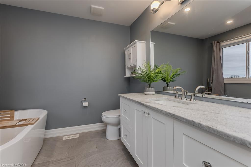 24 Newcastle Court Property Photo 19